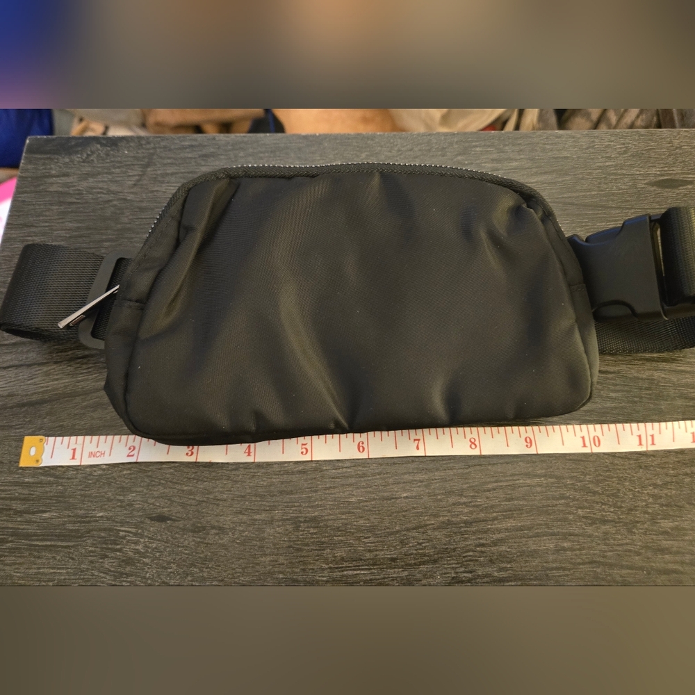 New Solid Black Belt Bag